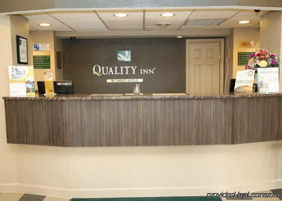 Quality Inn Near Potomac Mills Вудбридж Экстерьер фото